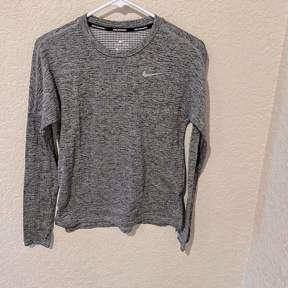 Nike running long sleeve top